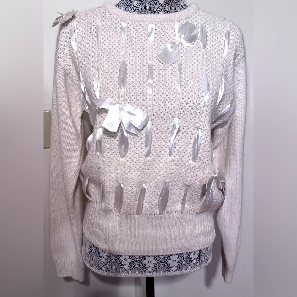 Victoria Jones vintage sweater!
